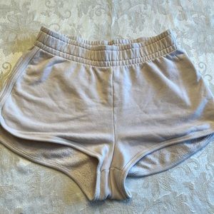 Tan Wilfred free terry sweat shorts from aritzia, size M